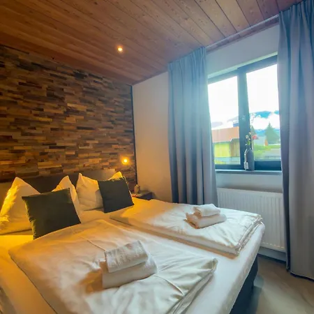 Seeblick Am Pressegger Apartmán *
